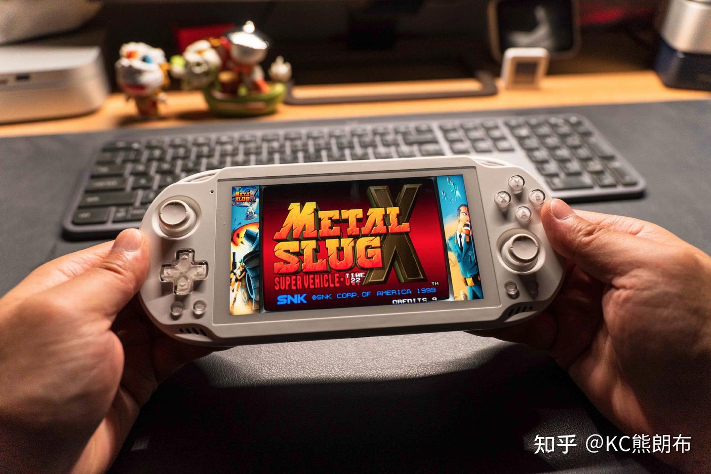 PSV4000? 奥丁2Mini 安卓掌机白色开箱与测试 - 知乎