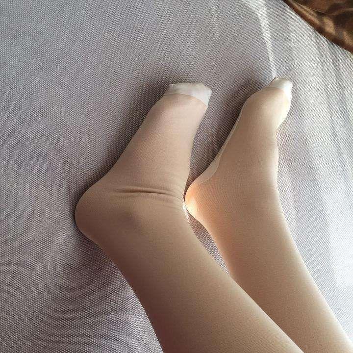 女生穿肉色裤袜好看吗? - 知乎