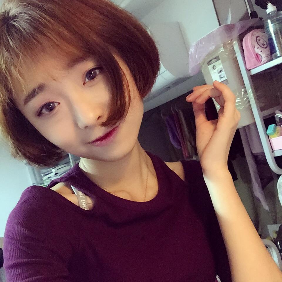 沙发发质女生短发该剪怎么样的发型好打理