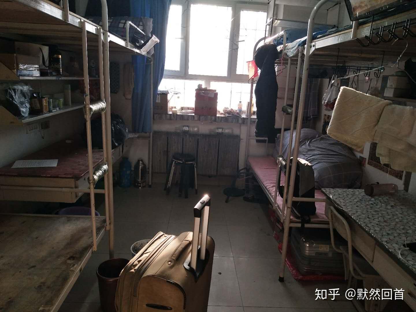 新疆伊犁师范大学宿舍图片