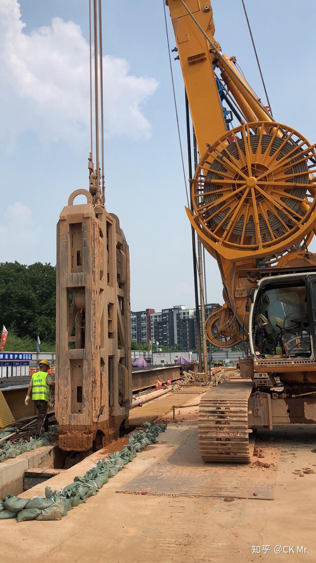 地连墙的铣槽机和成槽机有什么区别? - 知乎