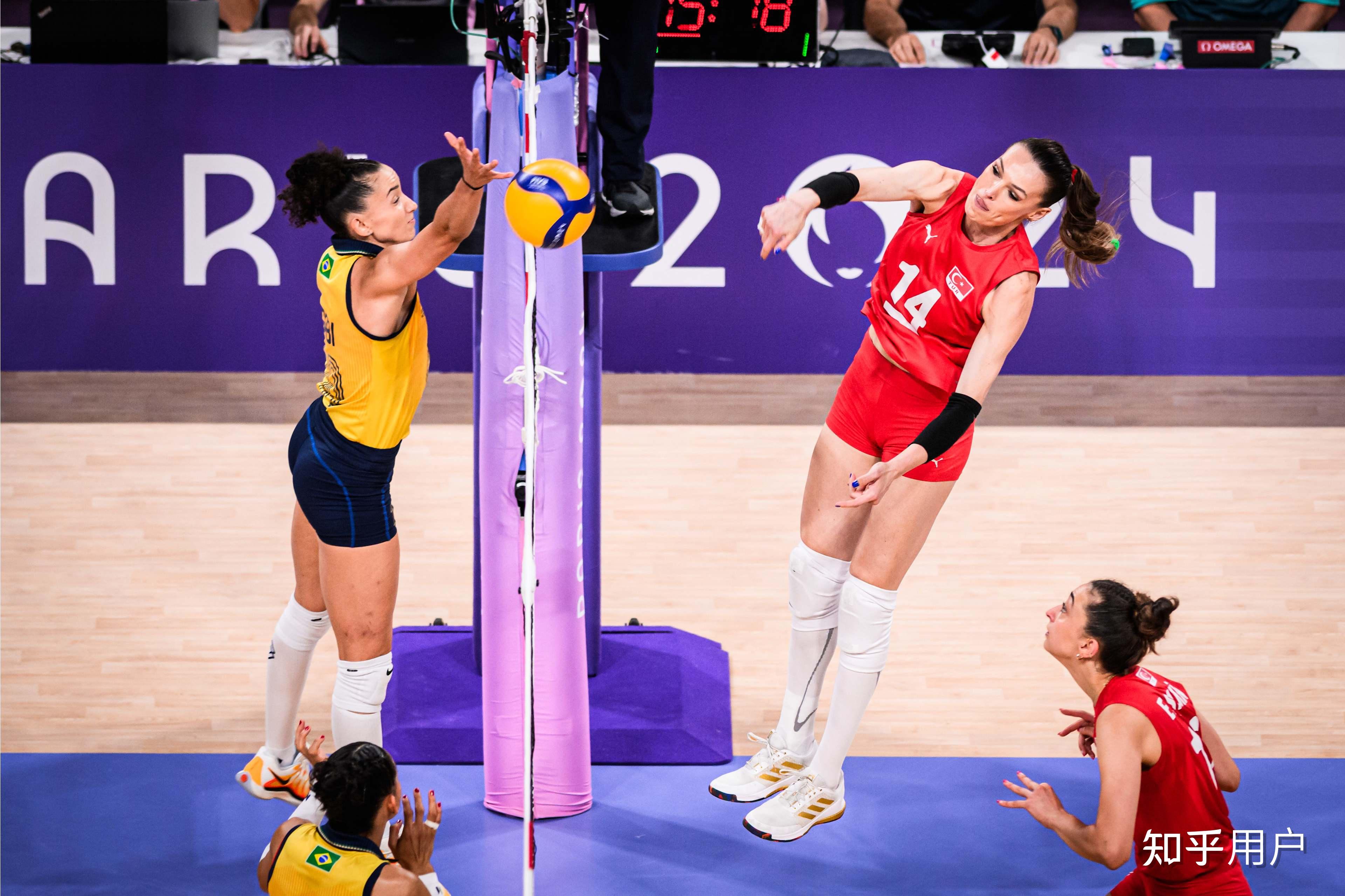 2024 巴黎奥运会巴西女排战胜土耳其获得铜牌的比赛中有何精彩画面?