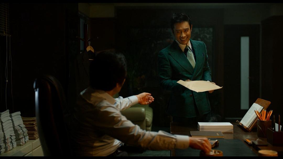 如何评价韩国电影局内人