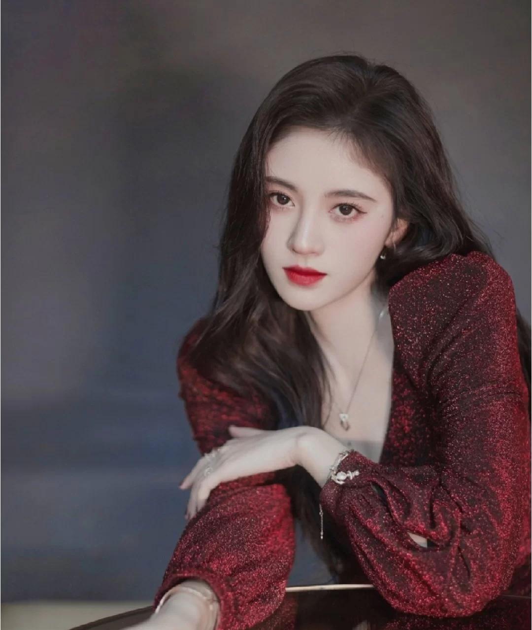 怎么弄出鞠婧祎这种的发际线的胎毛?