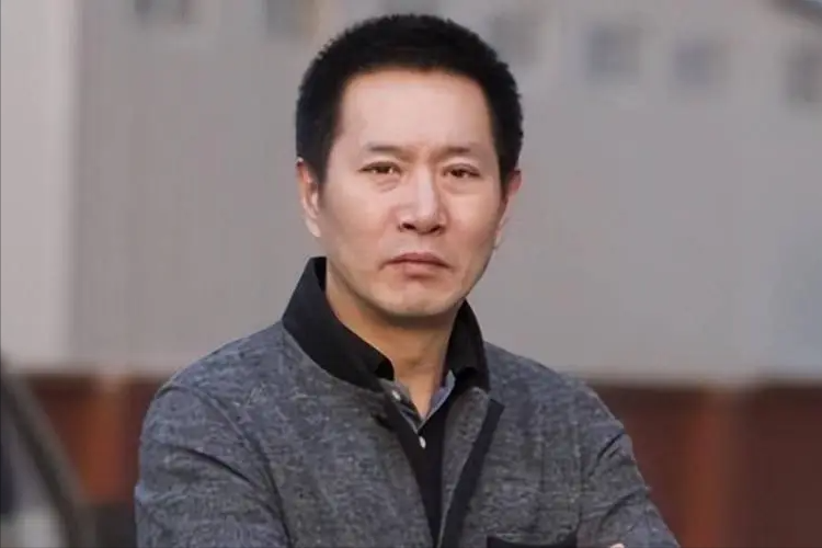 姚刚:和温峥嵘分道扬镳后,我对婚姻再不抱希望,孑然一身也挺好 - 知乎