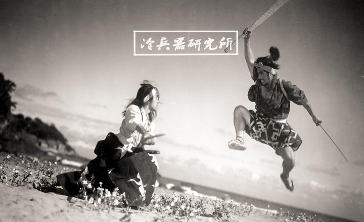 日本武士为什么要带两把刀？真是一把砍人一把切腹吗？ - 知乎
