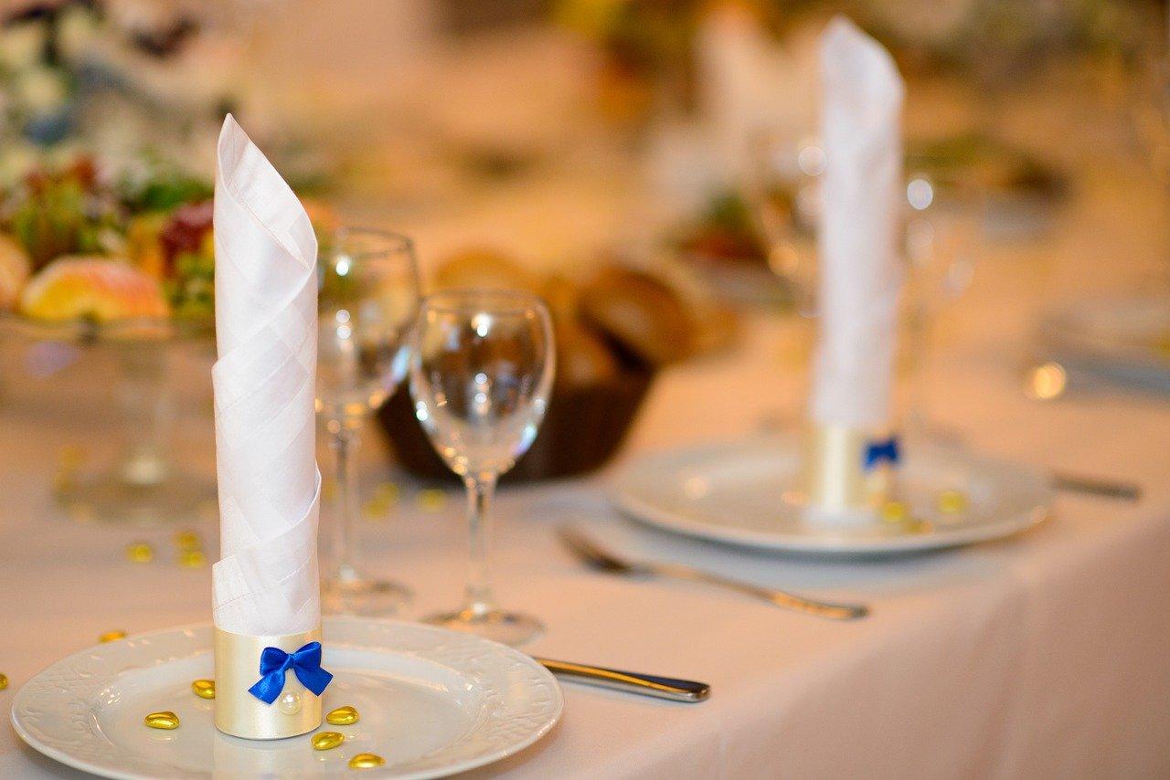 最火新婚贺词:创意祝福新风尚