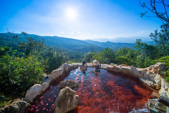 山国际温泉度假区天然温泉入户阜外医院顶级医疗配置康养旅居休闲天堂