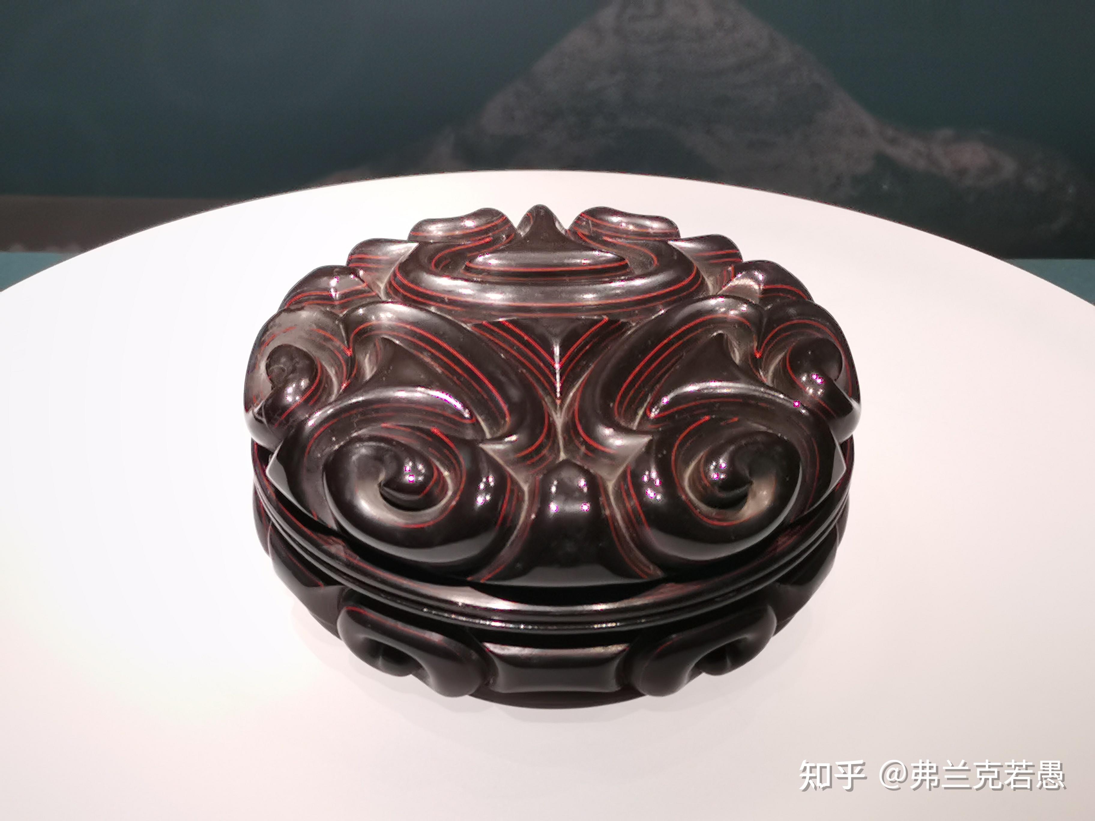 安徽省博物馆藏品中具有特色的文物有哪些?