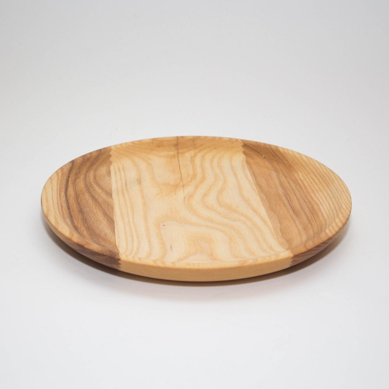 吊板材质对比分析