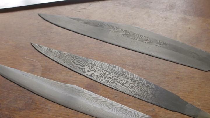 刀匠大师如何打造传统的萨克逊钢刀