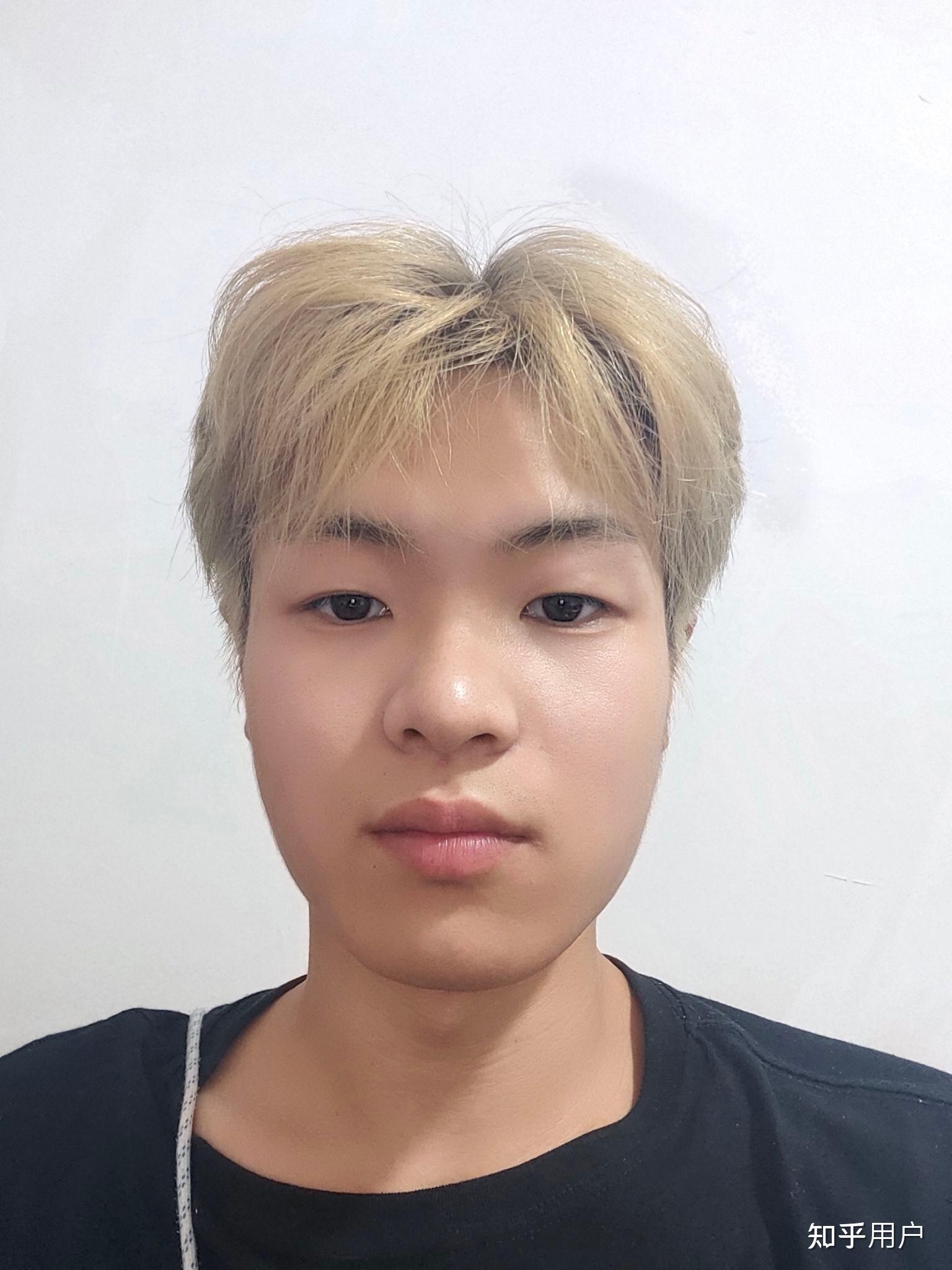 现实生活中男生颜值6分是什么样的