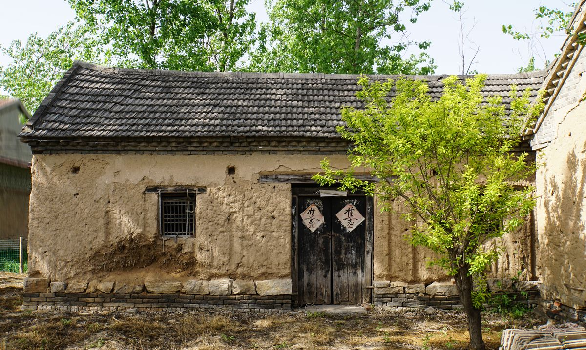 陆谦推不开庙门你们觉得奇怪吗