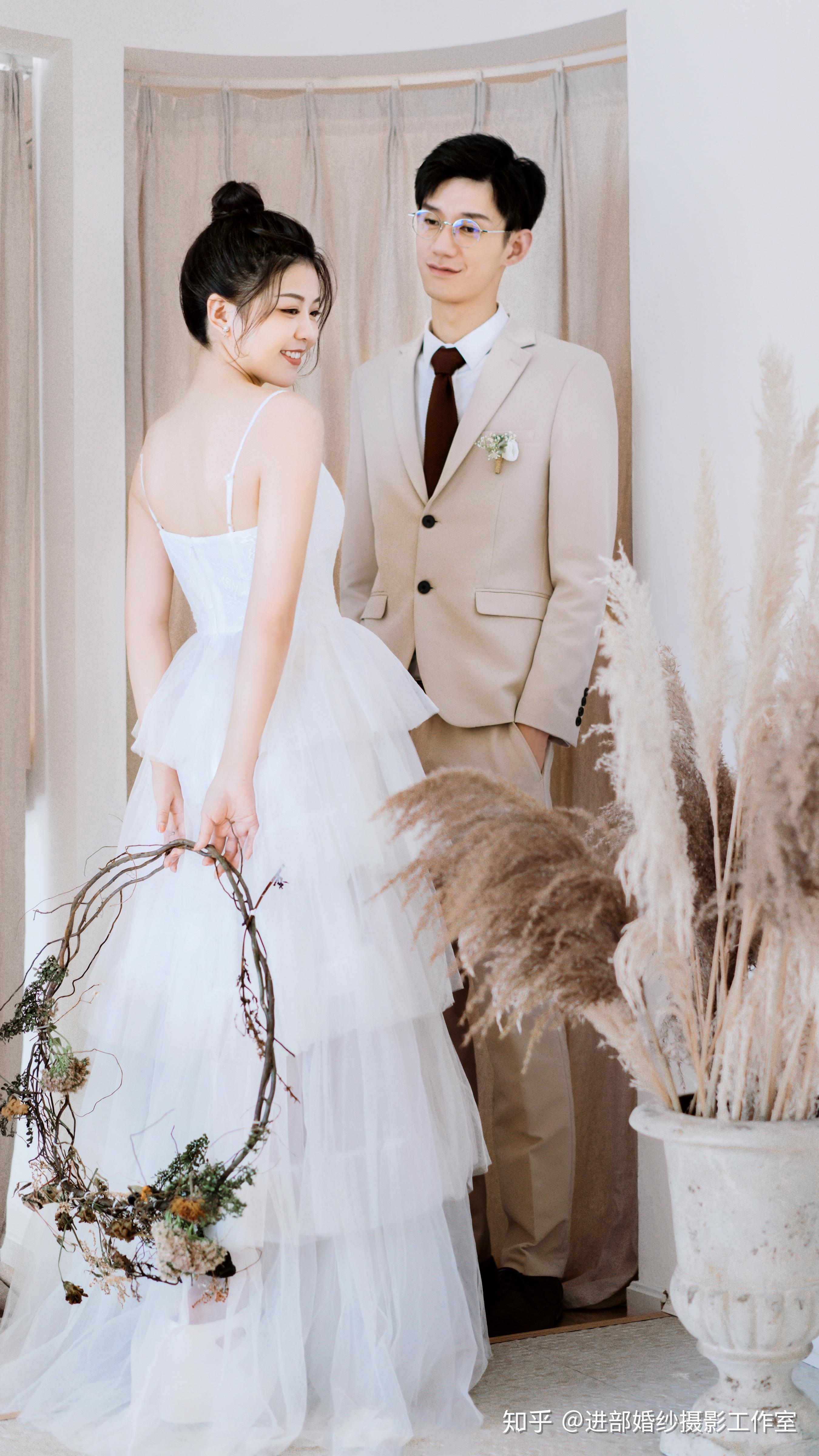 戴眼镜的人怎么拍婚纱照? - 知乎
