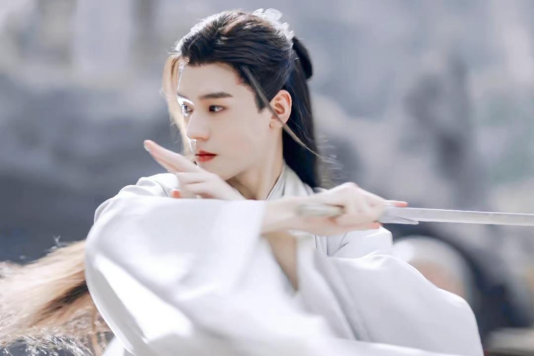 如何评价龚俊在电视剧《山河令》中的表现?