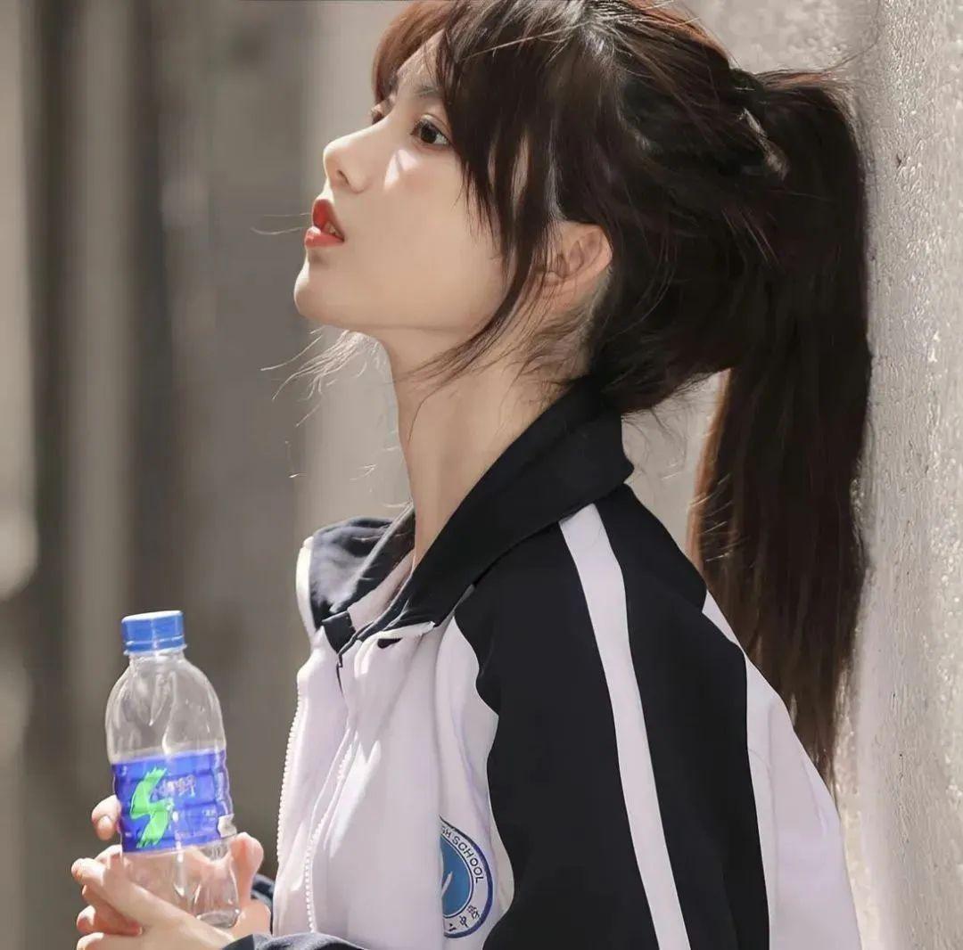 有哪些活泼可爱青春阳光的头像呀?