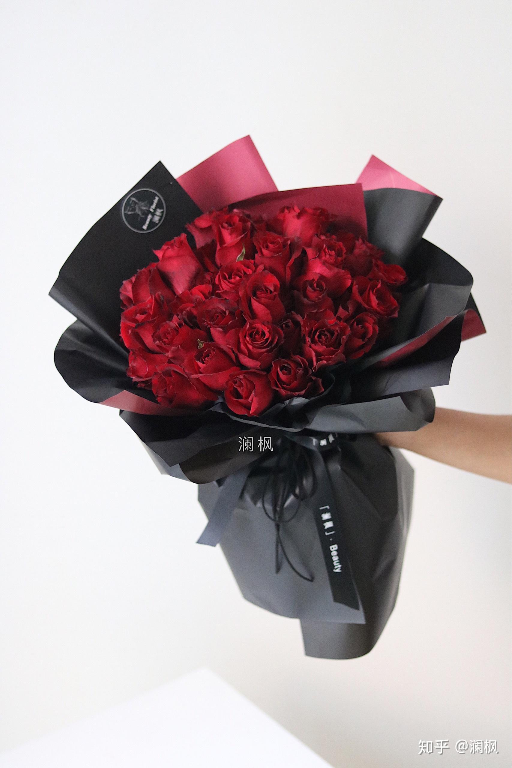 有用黑色纸包装玫瑰花的吗? - 知乎