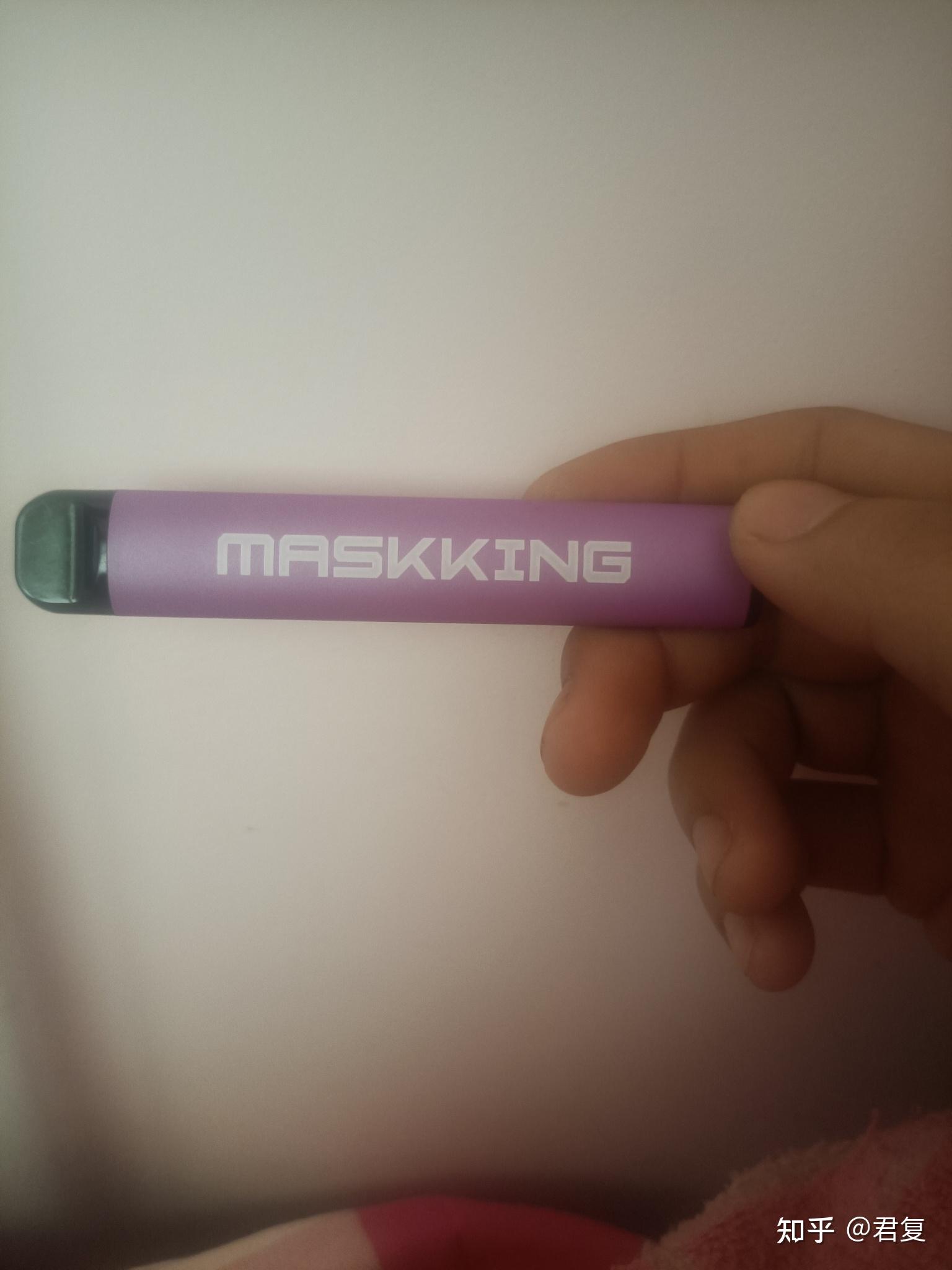 請問這是什麼牌子的電子煙上面寫著maskking的