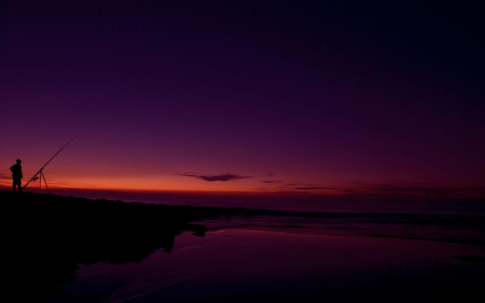有没有亮度较暗看着不是很刺眼的壁纸