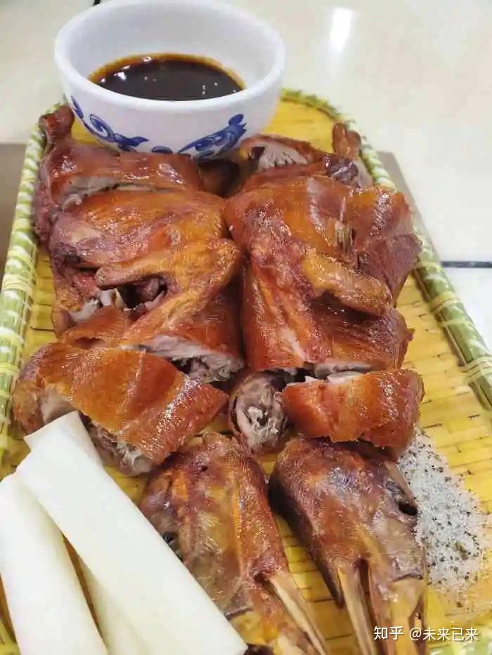 去云南宜良旅行当地有哪些网红美食推荐