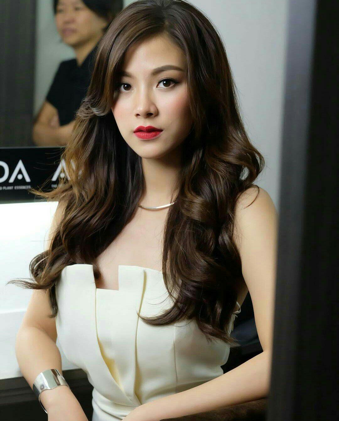 如何评价泰国女演员平采娜长相? - 知乎