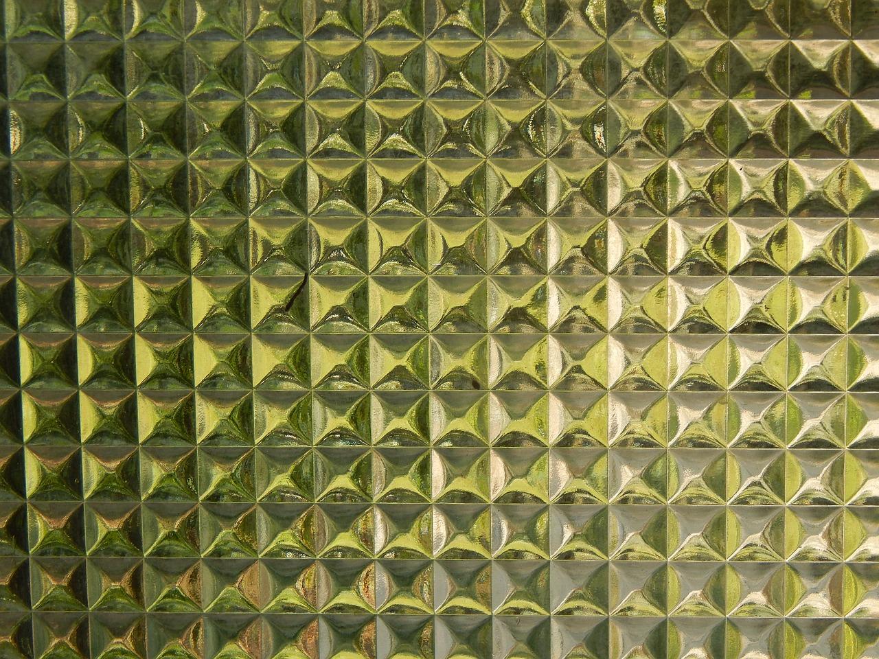 钢化用什么钻孔