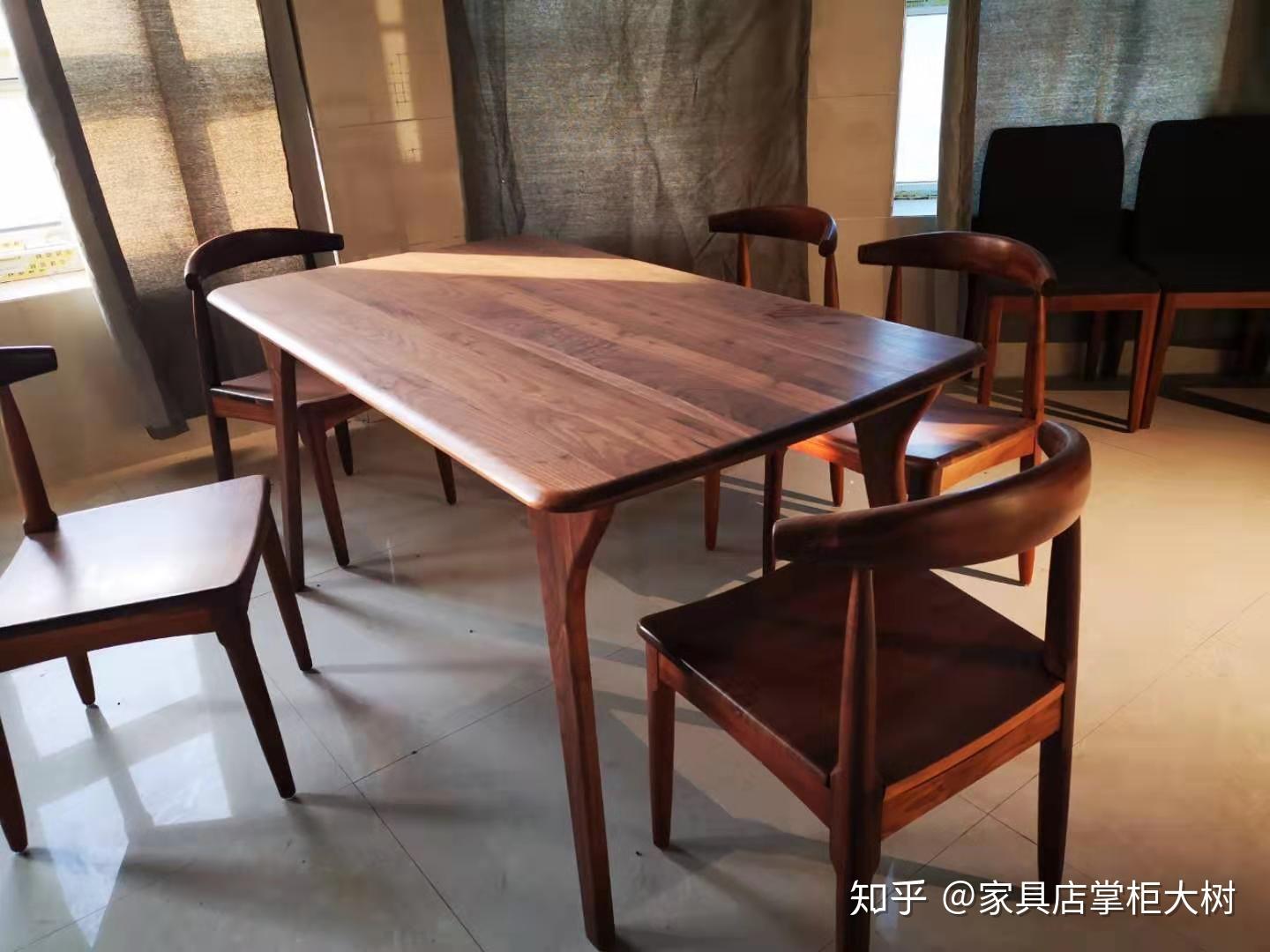 黑胡桃木到底是上木蜡油好还是清漆好