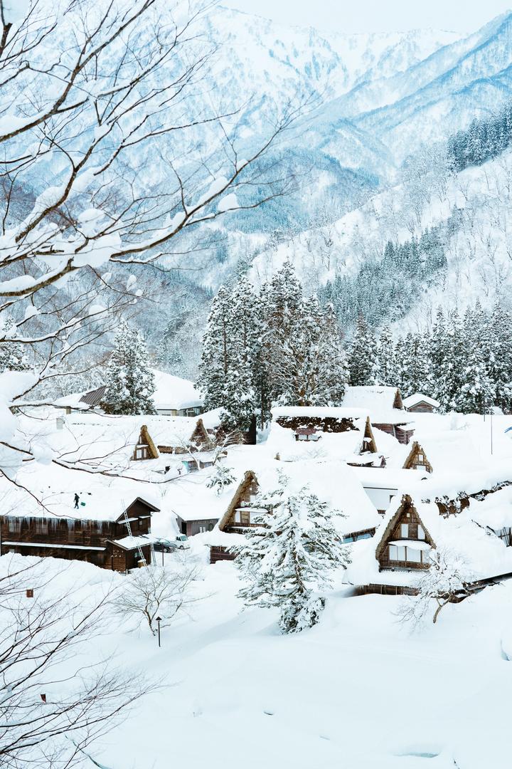 穿过县界长长的隧道，便是雪国。|读川端康成《雪国》 - 知乎