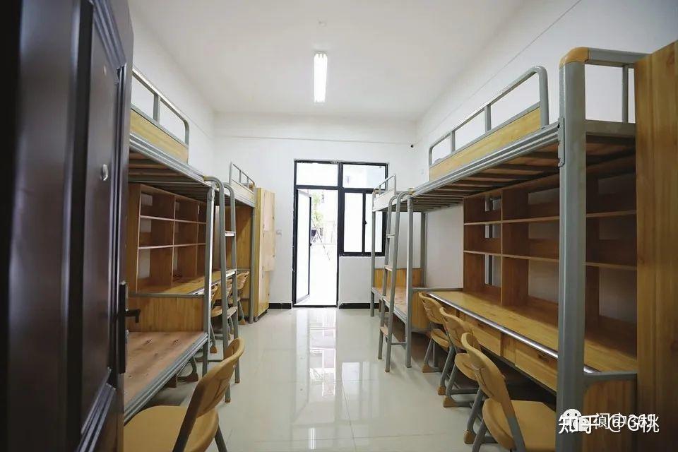 急问,有学长学姐在南充文化旅游职业学校就读嘛?