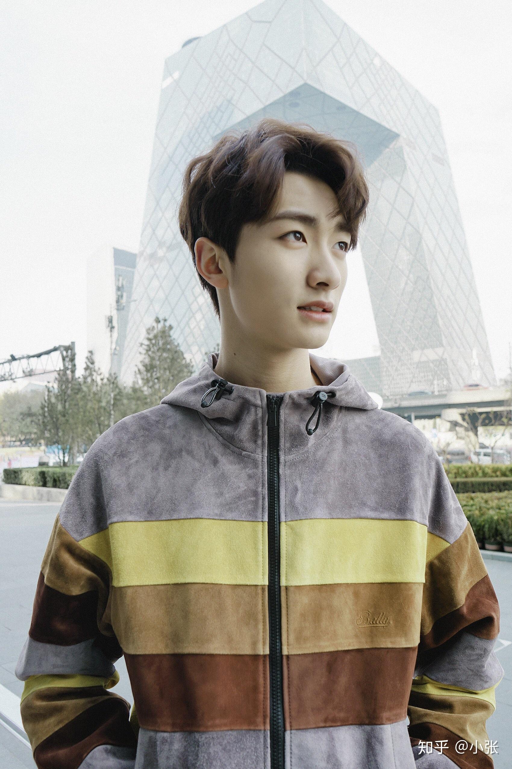 如何评价《青春有你》的文邺辰? - 知乎