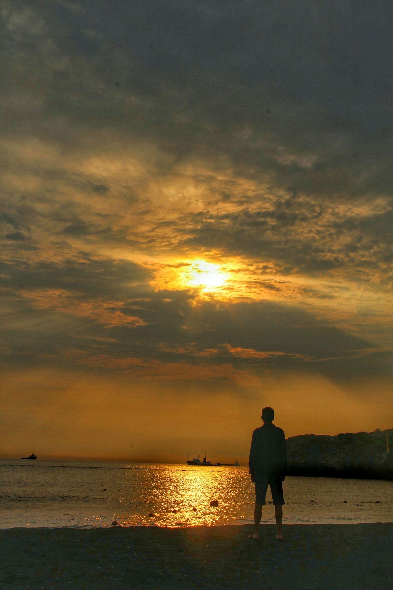 男生旅行中如何拍照才好看