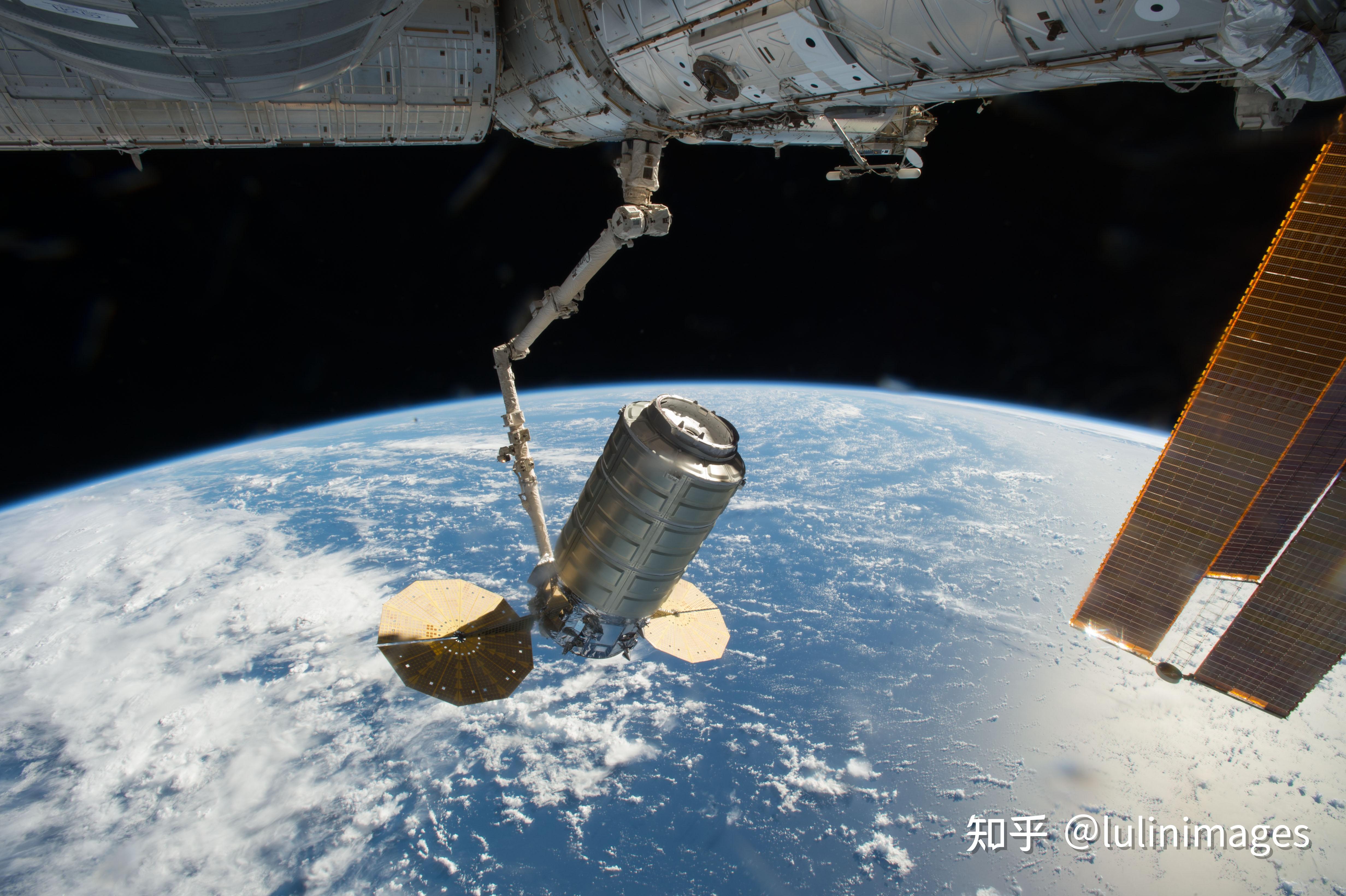 中國太空站機械臂上有一個canada的英文是什麼意思