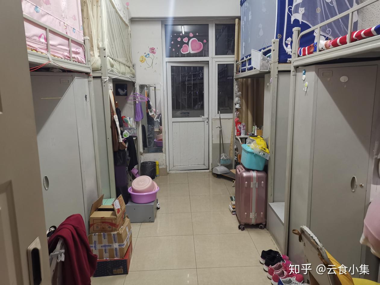 云南财经大学的校园环境如何