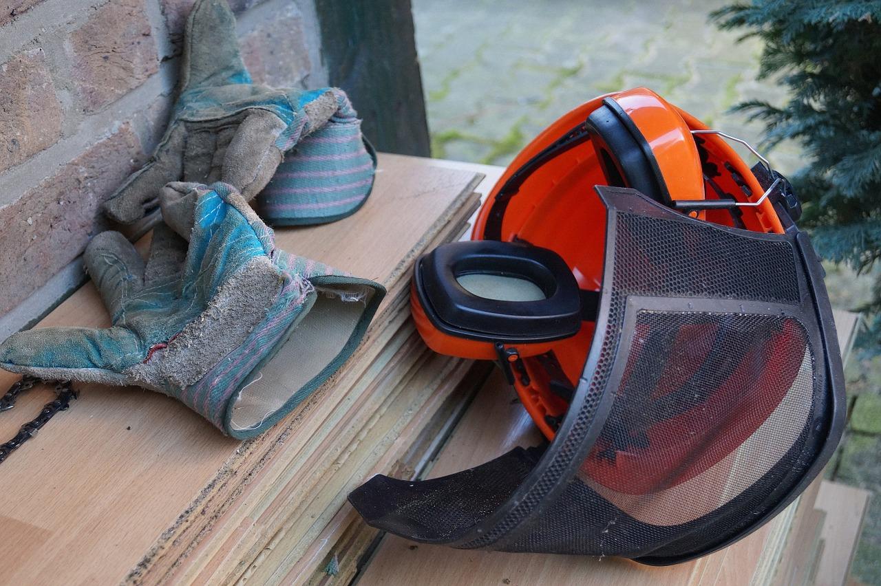 3. 保暖触屏手套