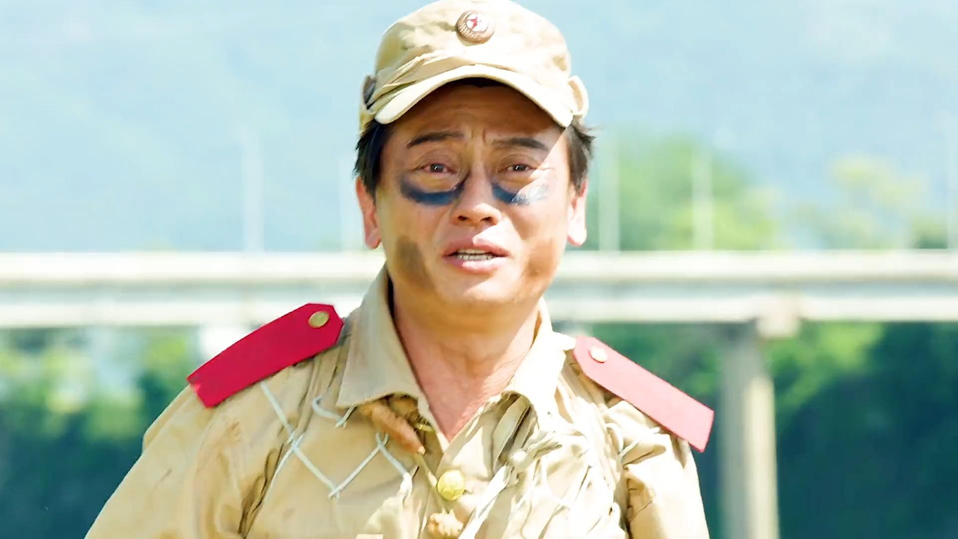 当大叔演朝鲜兵上街后没人不慌心里的声音一定要看到最后