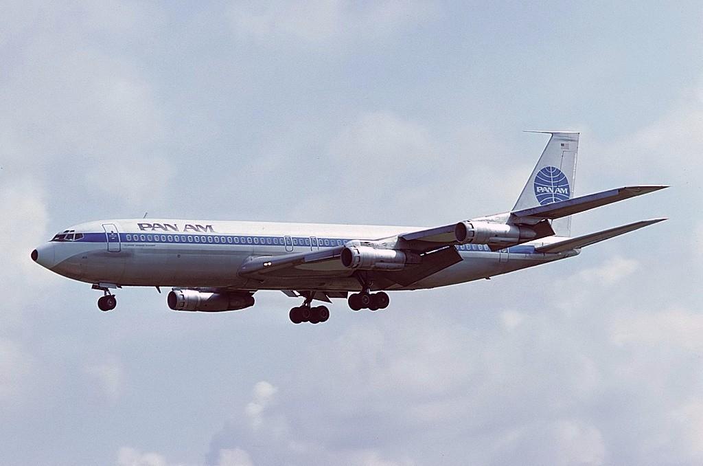 中国民航 B707-320 1/500スケール レア　ボーイング707 中国民航 B707-320 1/500スケール レア ボーイング707 - メルカリ