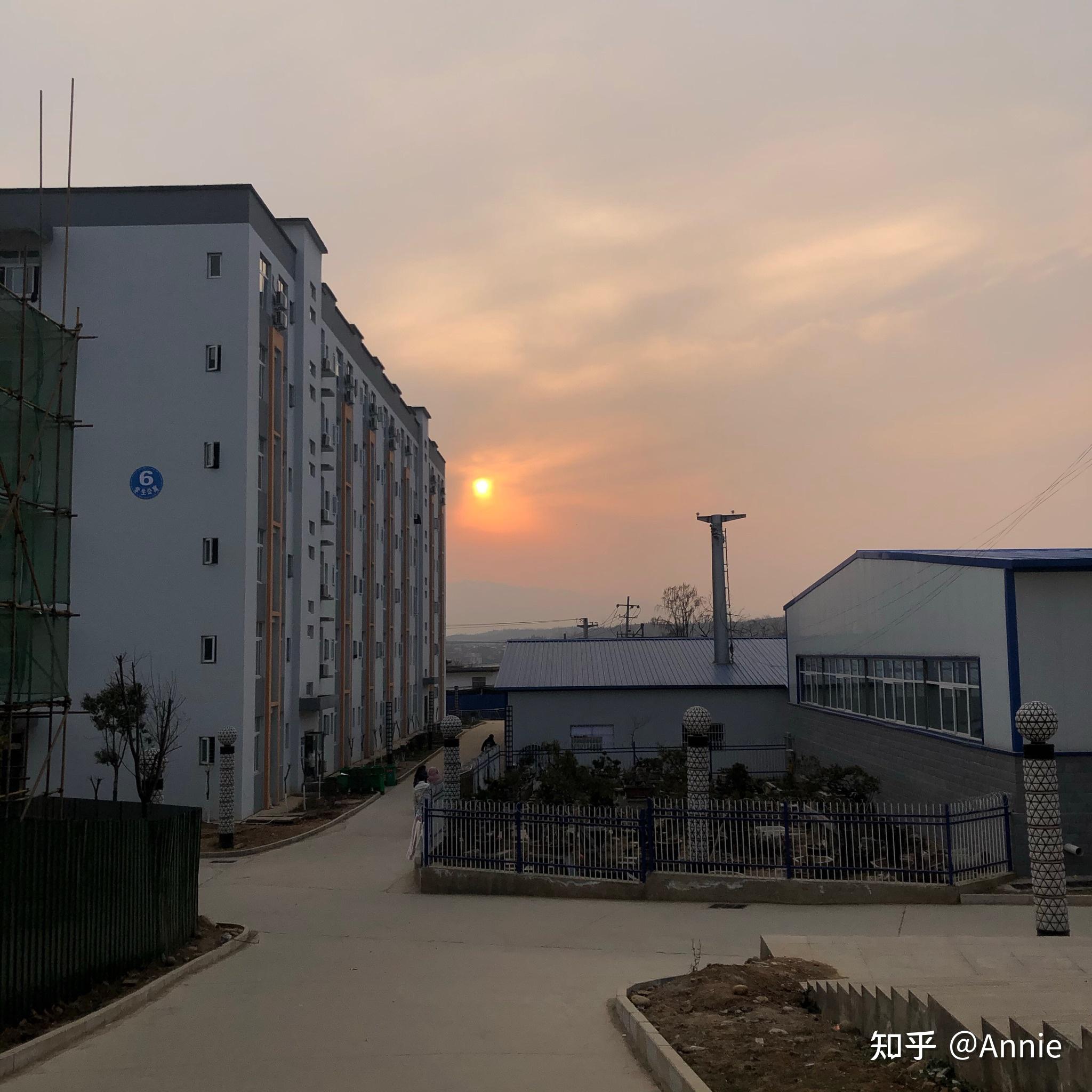 在南阳职业学院就读是什么体验?