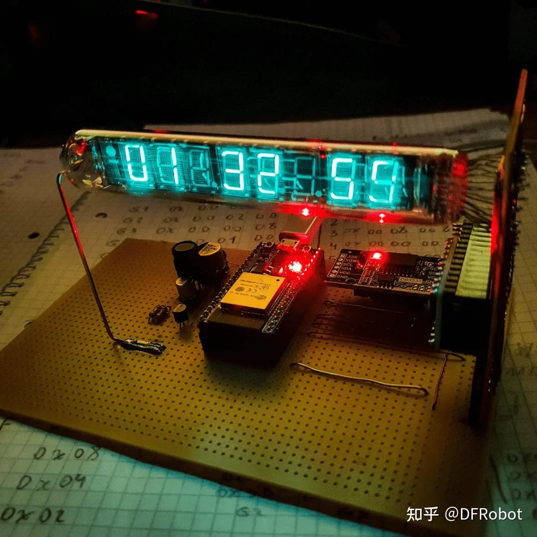 自制迷你Arduino FPV无人机、解压神器邦鼓猫、DNA双螺旋台灯|DF创客周刊(第80期) - 知乎