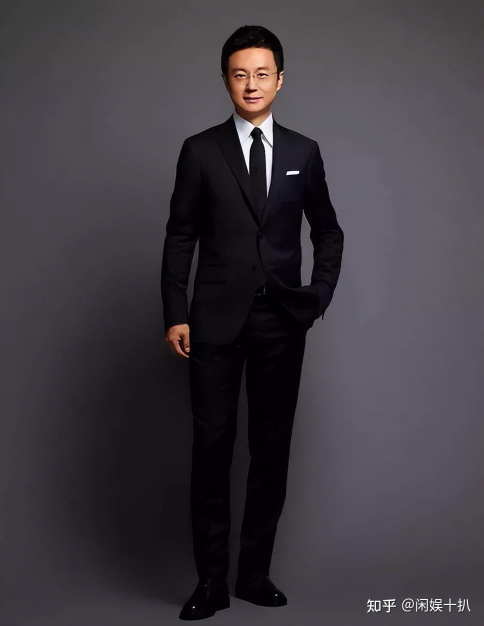 刚强：娶二婚主持人春妮，为爱坚持丁克，如今一家三口幸福美满 - 知乎