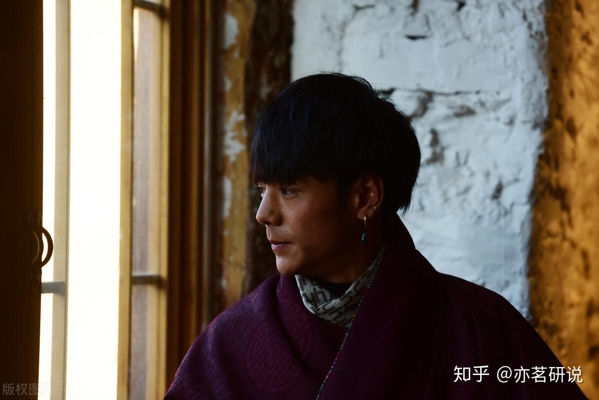 如何看待沈逸教授发微博公开支持丁真走红并攻击质疑者