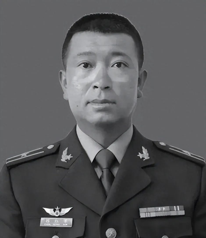 烈士陈红军牺牲已3年,今3岁儿子落户西安,六旬父母愿望: 养大孙子