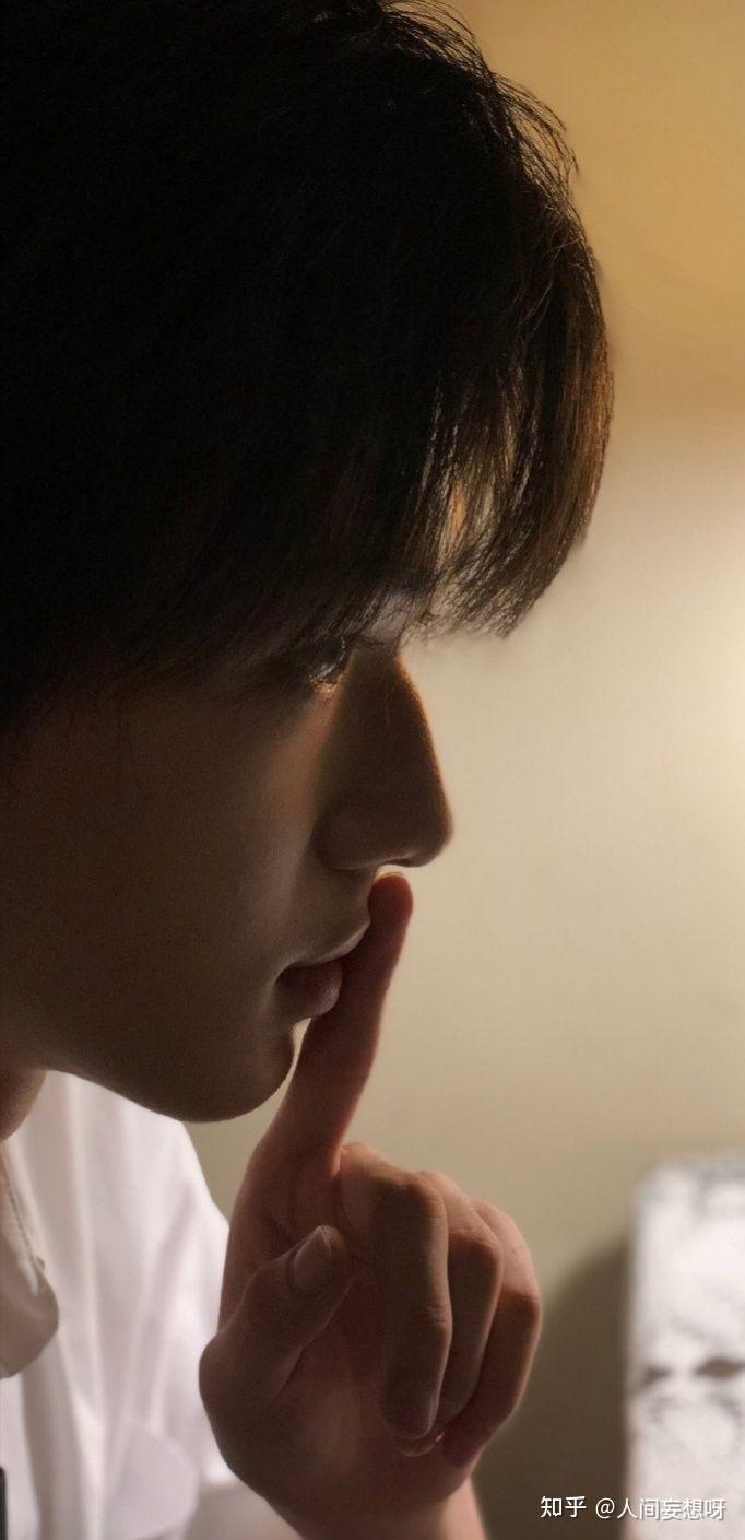 有没有宋亚轩的神图啊,为什么我get不到颜嘞? - 知乎