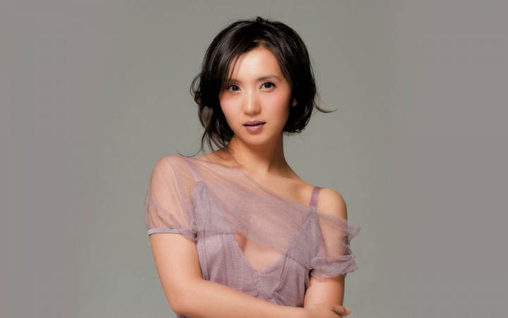 演员陈好巅峰时退圈6年生3胎坐稳百亿富太44岁陈好如今依旧是万人迷