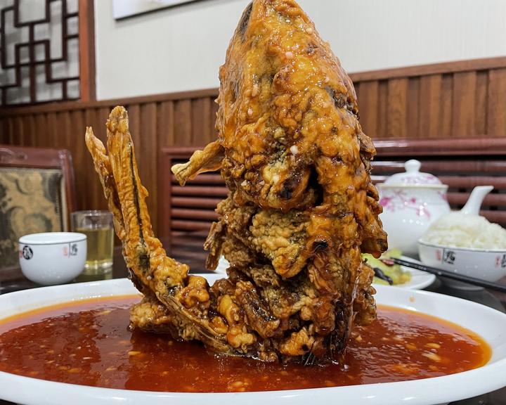鲁菜之济南菜糖醋黄河鲤鱼