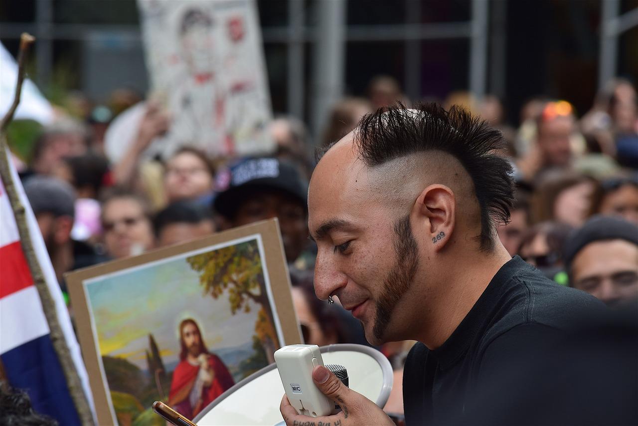 扬声器怎么修复