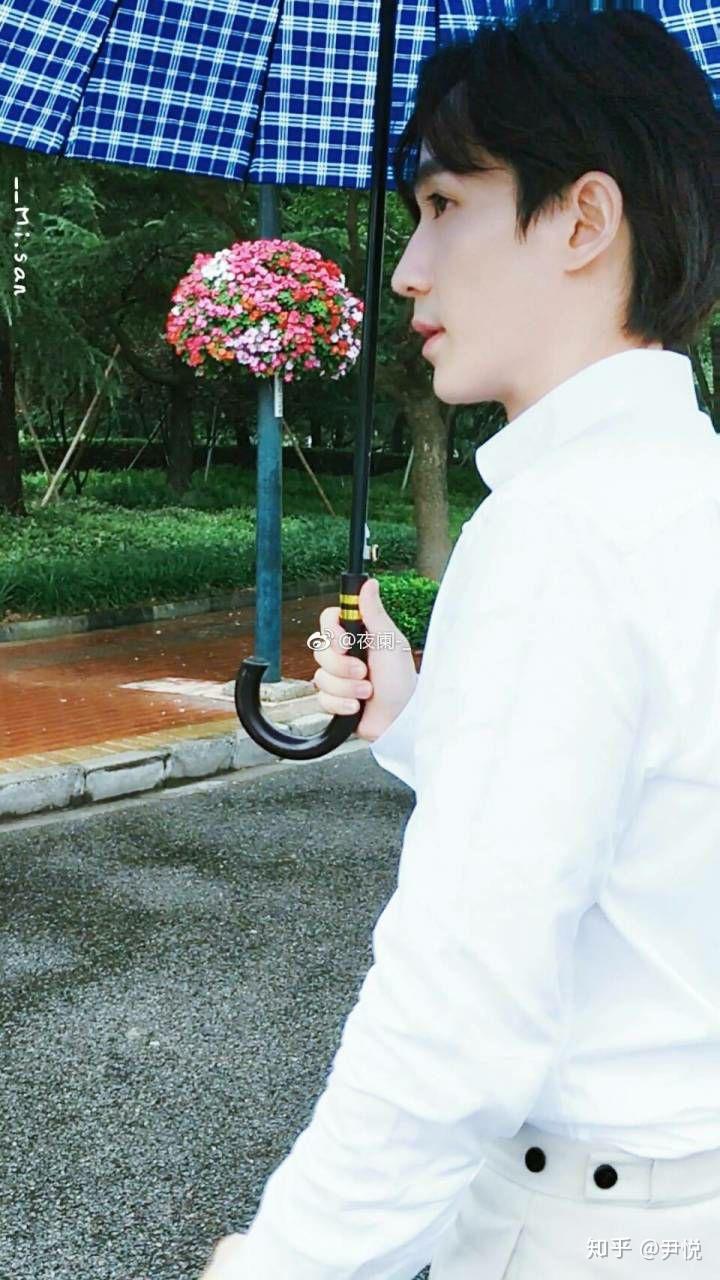 拜托有朱一龙背影照片可以分享吗