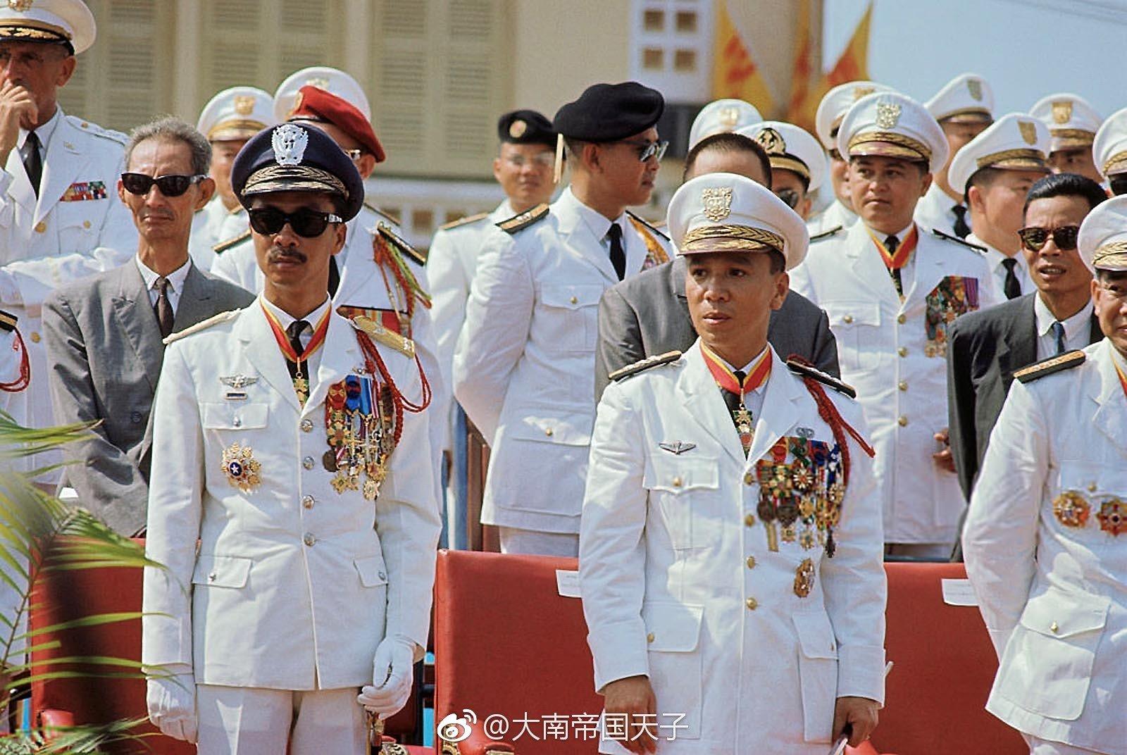 如何评价越南新军服? - 知乎