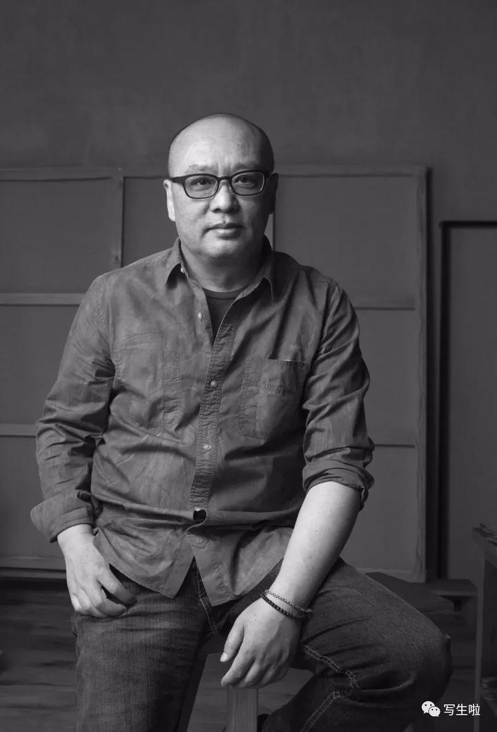 名家】：中国当代油画艺术大家——张晓刚 - 知乎