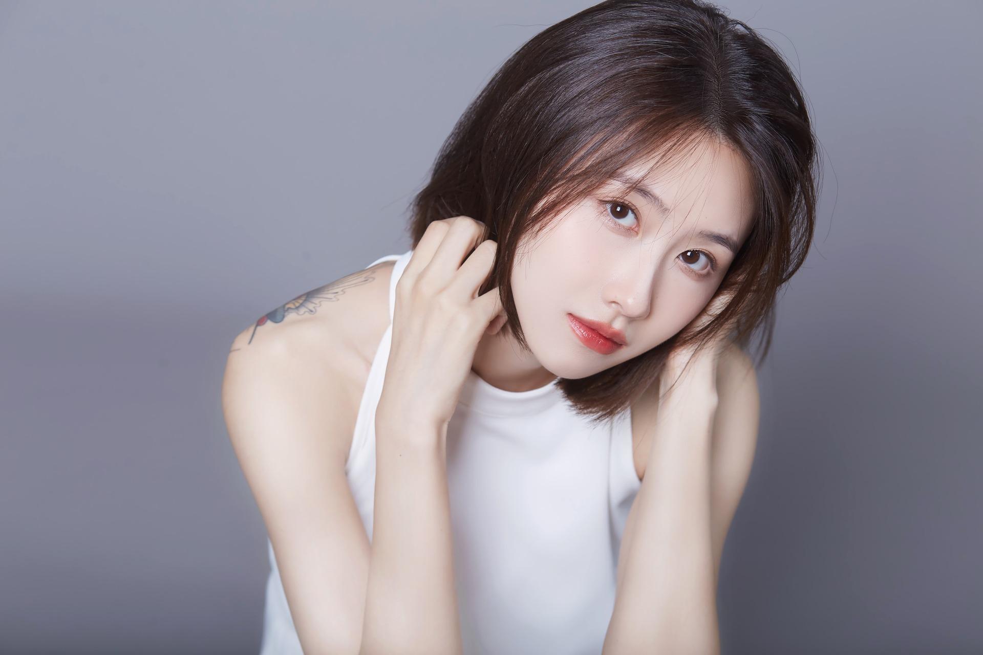 你有哪些惊艳绝色的美女手机壁纸?