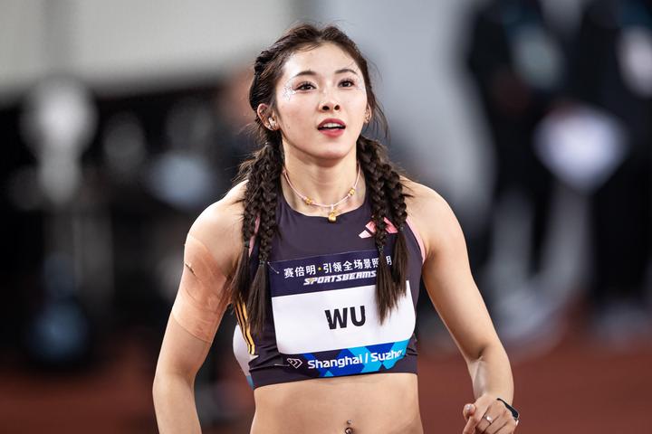 吴艳妮女子100米世界排名38名创个人新高:中国田径的骄傲与期待